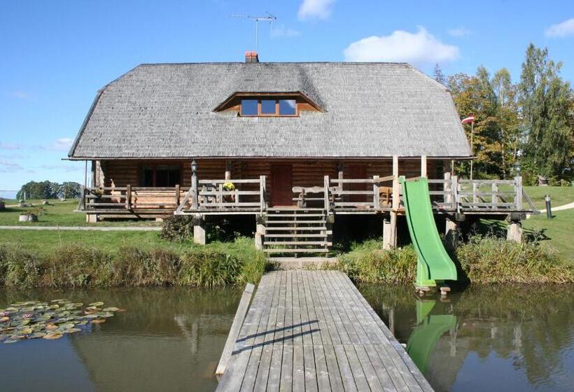 خانه 3 خوابه, Brīvdienu Māja Polīši
