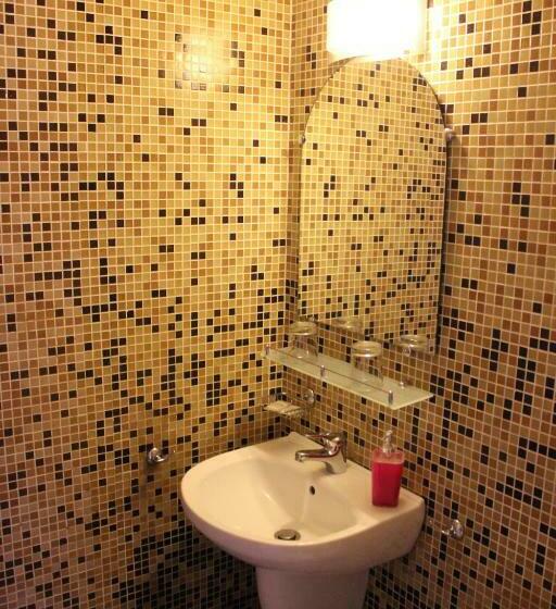اتاق استاندارد با بالکن, Guest House Dara