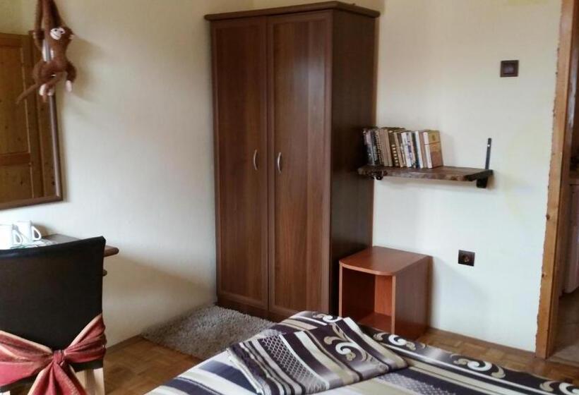 اتاق اکونومی, Guest House Dara