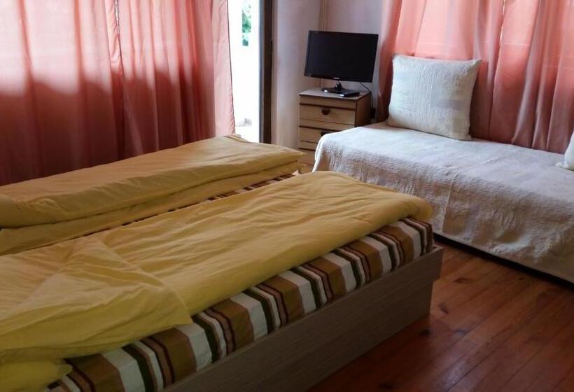 اتاق استاندارد, Guest House Dara