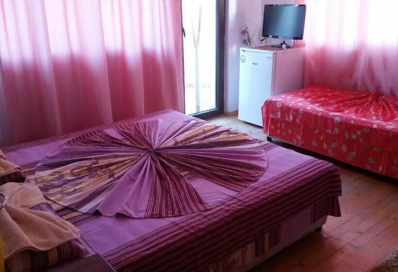 اتاق استاندارد, Guest House Dara