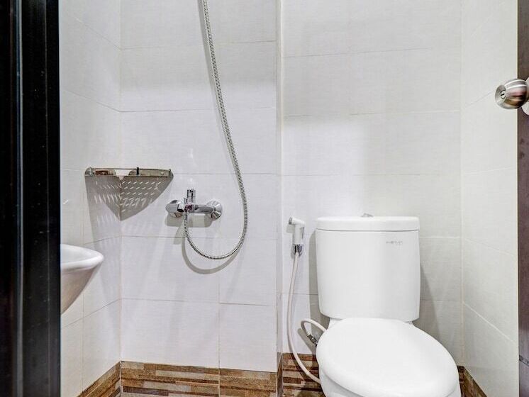 اتاق استاندارد, Oyo 90688 Marta Residence