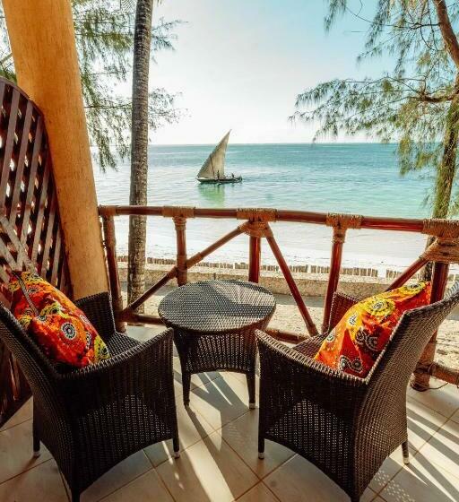 اتاق استاندارد با چشم‌انداز دریا, Sansi Kae Beach Resort