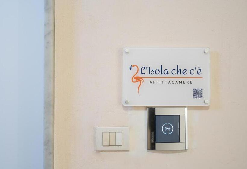スタンダードルーム, L Isola Che C è