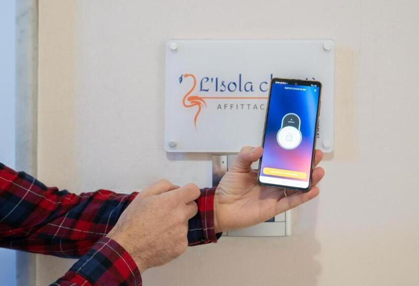 デラックストリプルルーム, L Isola Che C è