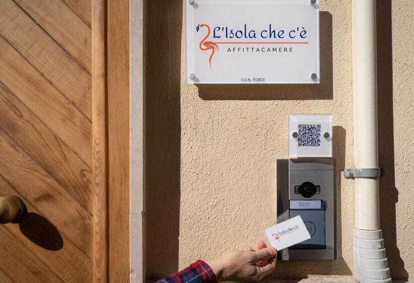 デラックストリプルルーム, L Isola Che C è