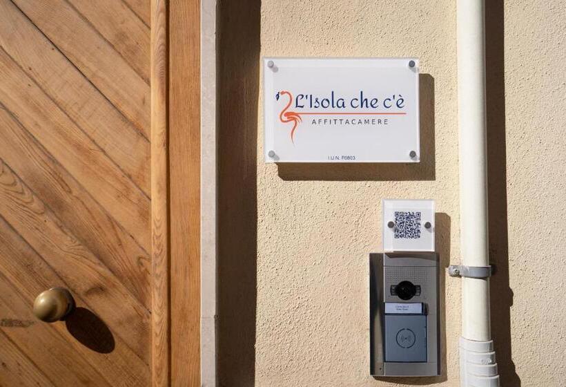 デラックストリプルルーム, L Isola Che C è