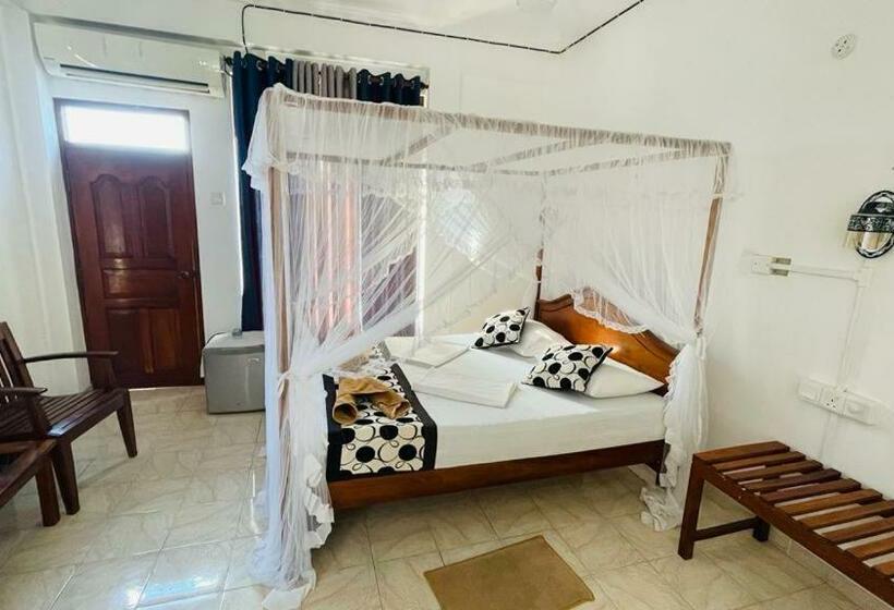 اتاق استاندارد سه نفره, Sunny Mood Guest House