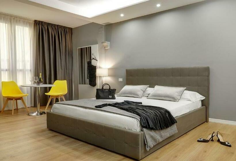 اتاق کلاسیک چهارنفره, Firenze Rooms Cathedral B&b