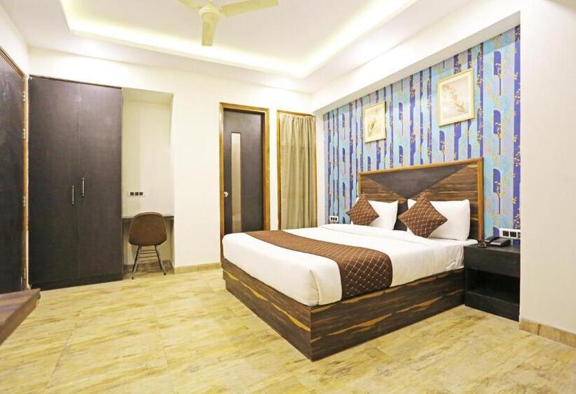 اتاق استاندارد با تخت بزرگ, Gl Suites Near Delhi Airport