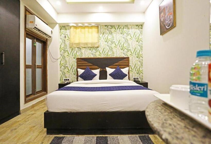 اتاق استاندارد با تخت بزرگ, Gl Suites Near Delhi Airport