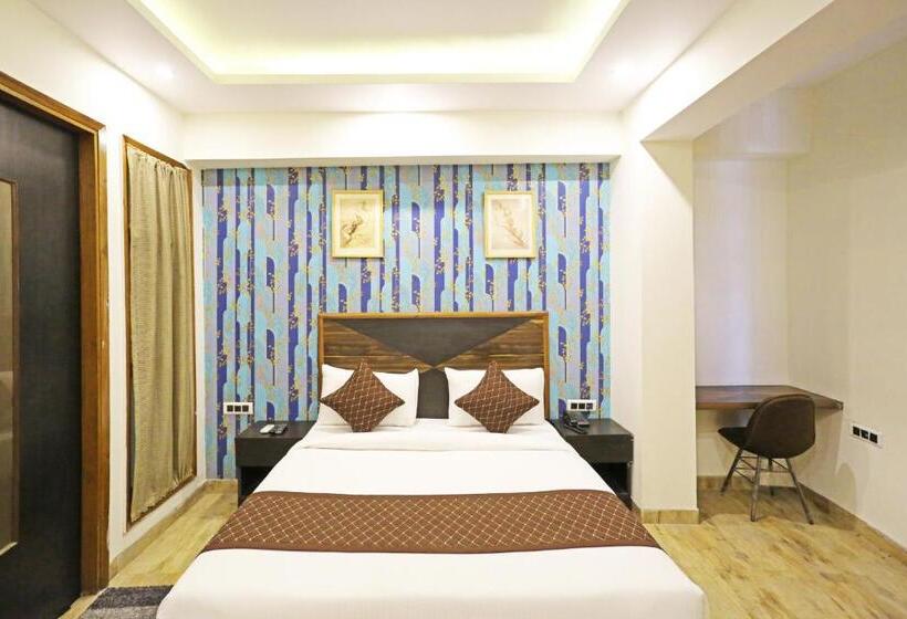 اتاق استاندارد با تخت بزرگ, Gl Suites Near Delhi Airport