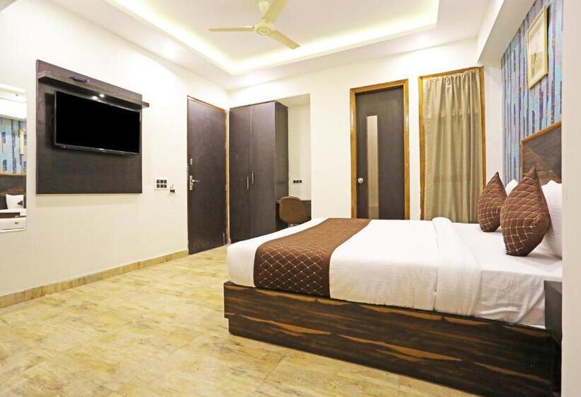 اتاق استاندارد با تخت بزرگ, Gl Suites Near Delhi Airport
