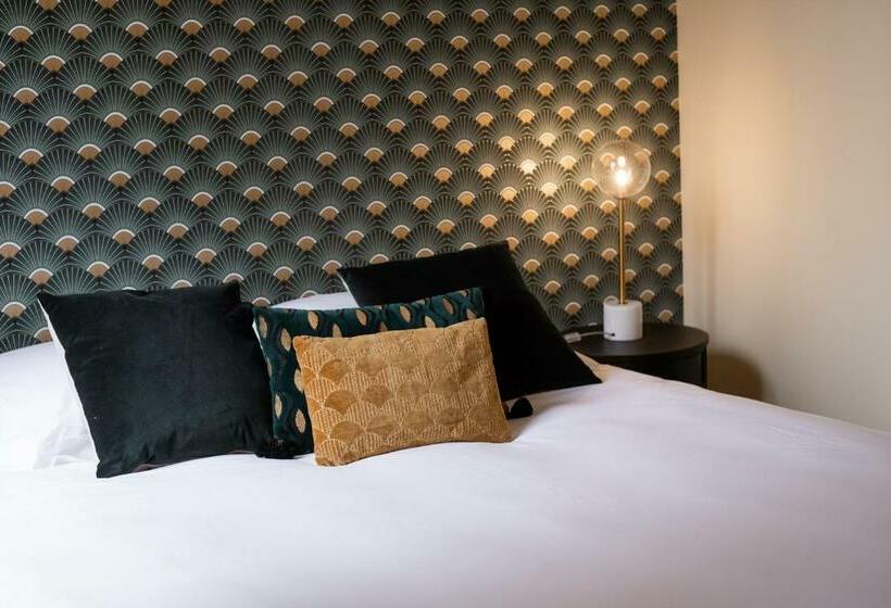 اتاق استاندارد, Les Chambres Du Montréal Et L Hôtel Particulier