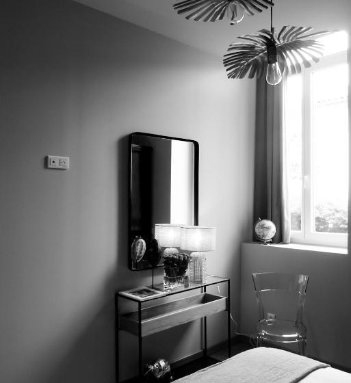 اتاق استاندارد, Les Chambres Du Montréal Et L Hôtel Particulier