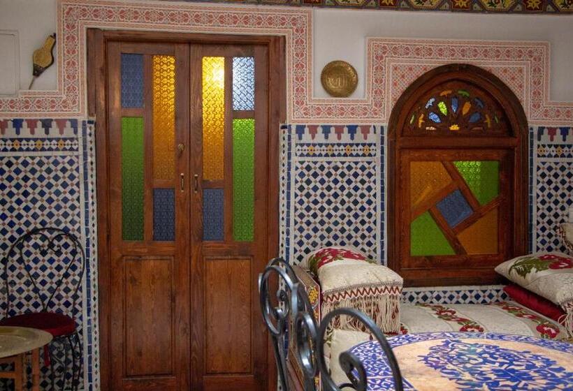 اتاق لوکس, Riad Dar Senhaji