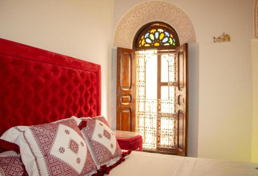 سوییت خانوادگی, Riad Dar Senhaji