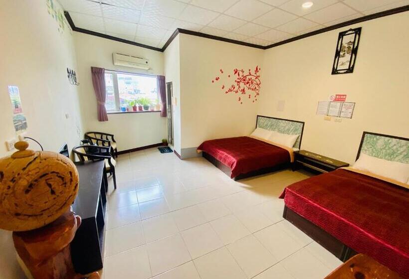 اتاق استاندارد چهار تخته, Sunmoonlake Sunflower House