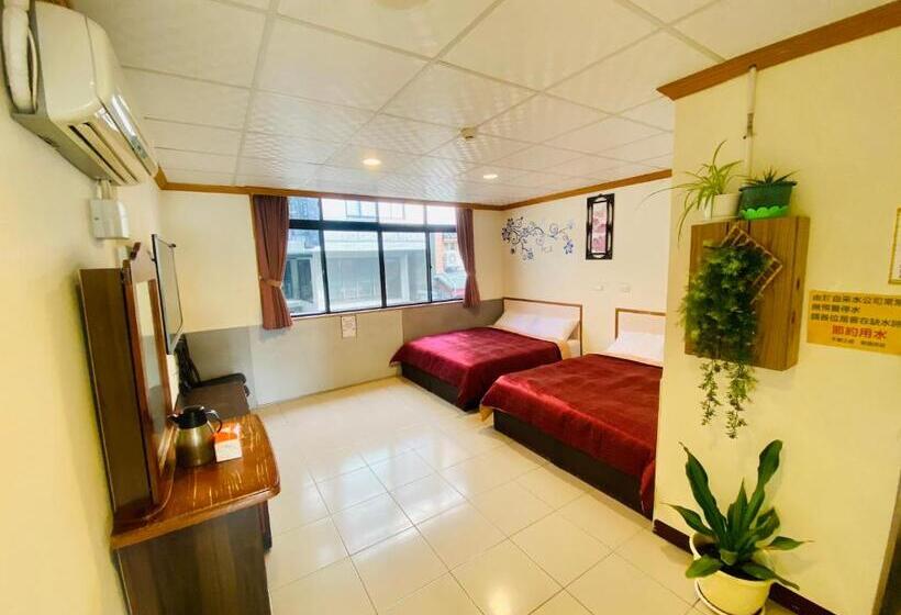 اتاق استاندارد چهار تخته, Sunmoonlake Sunflower House