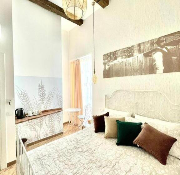 اتاق استاندارد با تخت بزرگ, Granoro Gragnano B&b