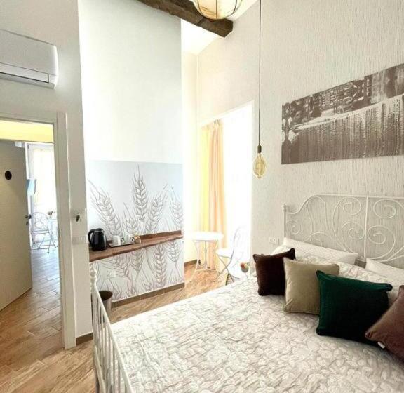 اتاق استاندارد با تخت بزرگ, Granoro Gragnano B&b