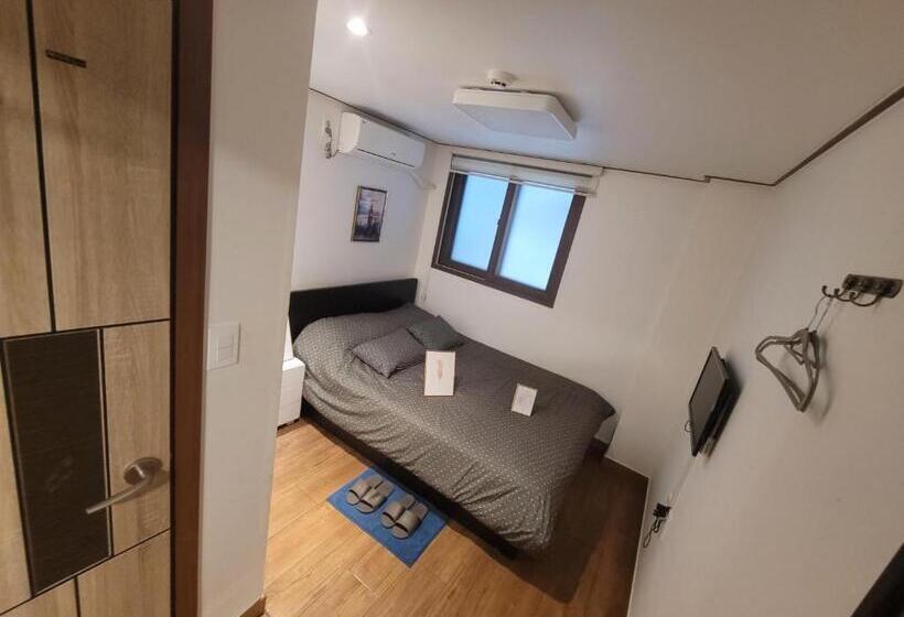 اتاق استاندارد, Olive Hostel Myeongdong