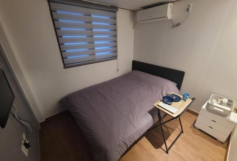 اتاق استاندارد, Olive Hostel Myeongdong