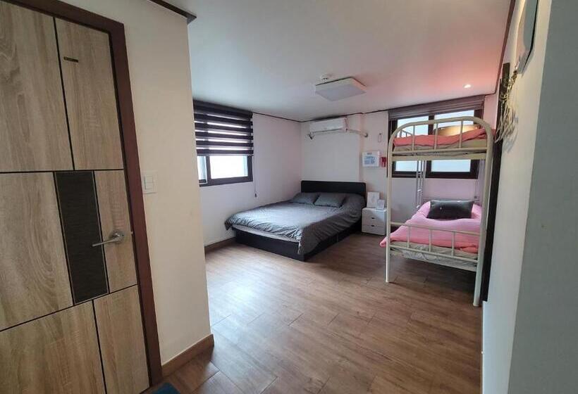 اتاق خانوادگی, Olive Hostel Myeongdong