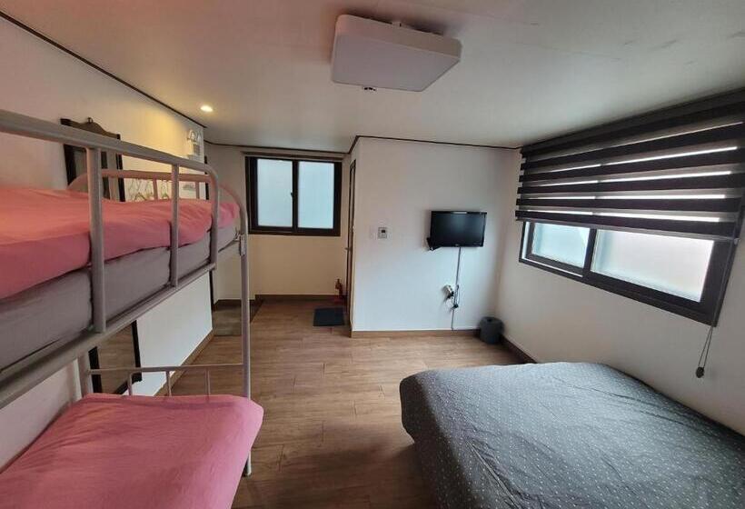 اتاق خانوادگی, Olive Hostel Myeongdong