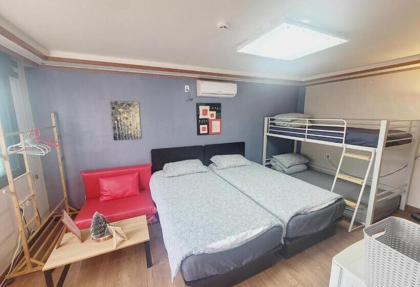 استودیو استاندارد با تراس, Olive Hostel Myeongdong