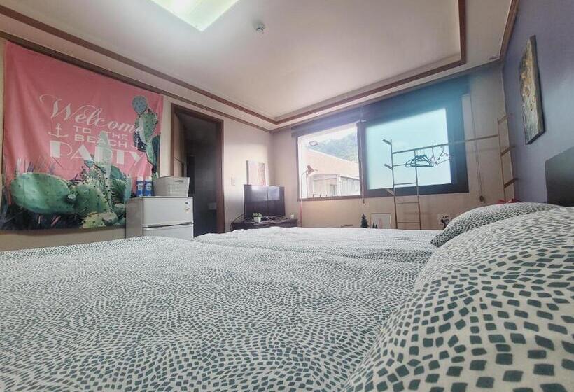 استودیو استاندارد با تراس, Olive Hostel Myeongdong