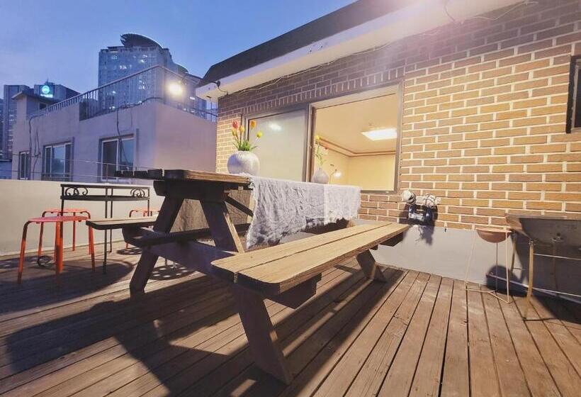 استودیو استاندارد با تراس, Olive Hostel Myeongdong