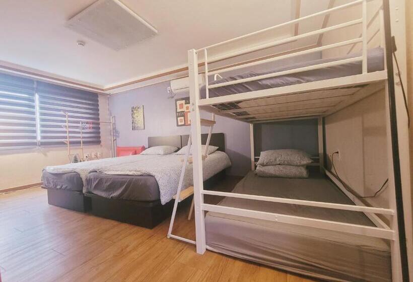 استودیو استاندارد با تراس, Olive Hostel Myeongdong