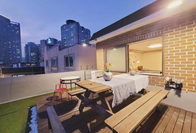 استودیو استاندارد با تراس, Olive Hostel Myeongdong