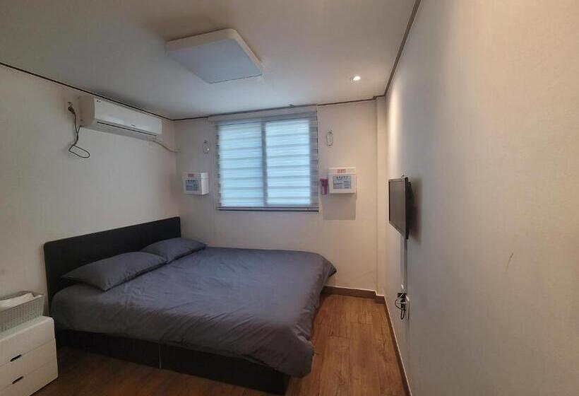 اتاق استاندارد, Olive Hostel Myeongdong