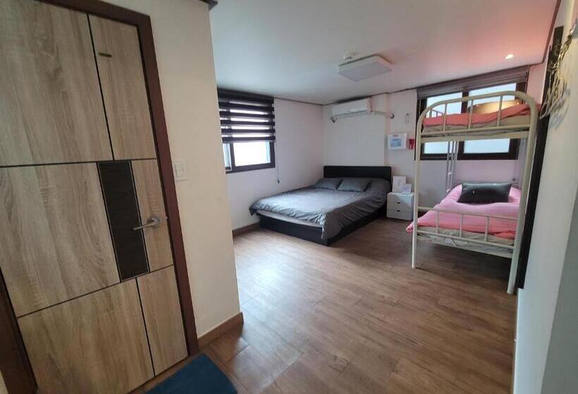 اتاق خانوادگی, Olive Hostel Myeongdong