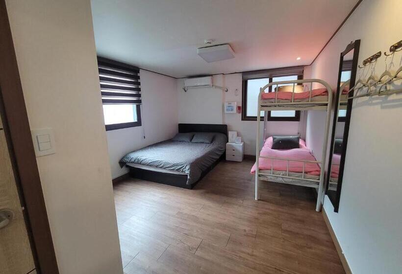 اتاق خانوادگی, Olive Hostel Myeongdong