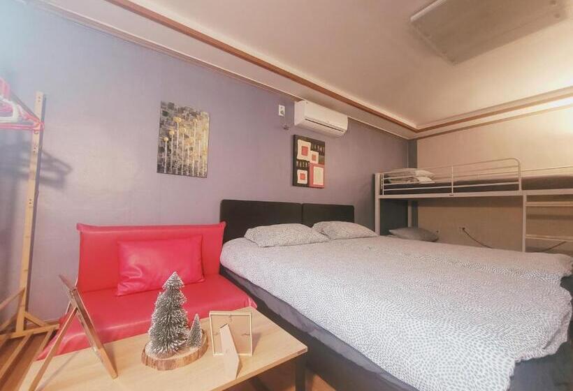 استودیو استاندارد با تراس, Olive Hostel Myeongdong