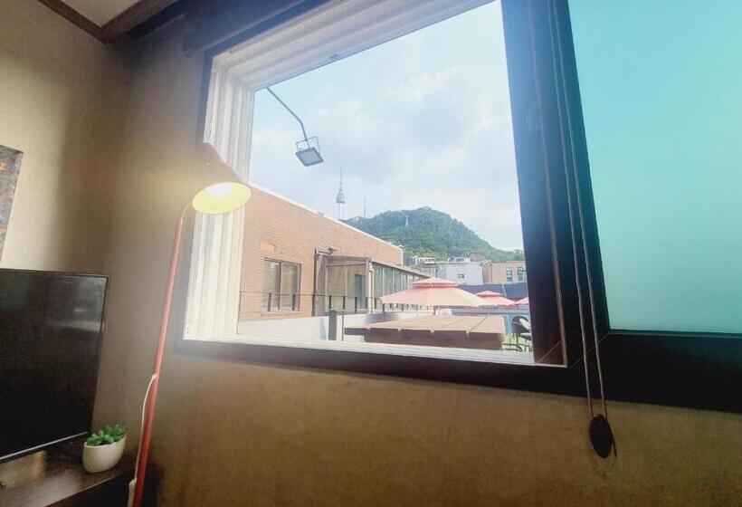 استودیو استاندارد با تراس, Olive Hostel Myeongdong
