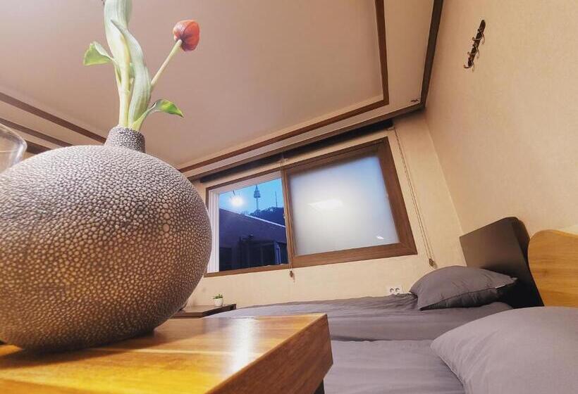 استودیو استاندارد با تراس, Olive Hostel Myeongdong
