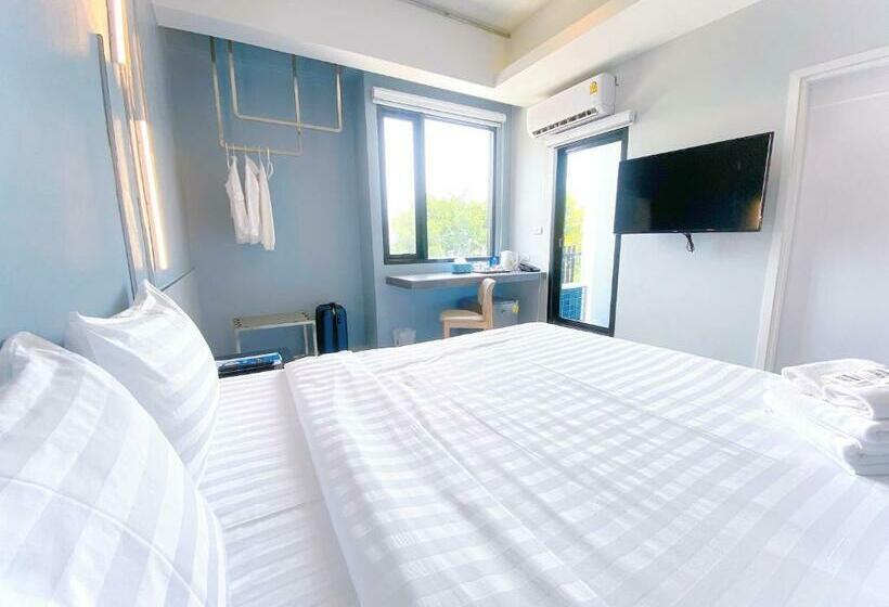 اتاق استاندارد با بالکن, Abizz Hotel Kwanphayao