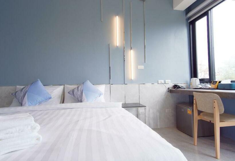 اتاق استاندارد با بالکن, Abizz Hotel Kwanphayao