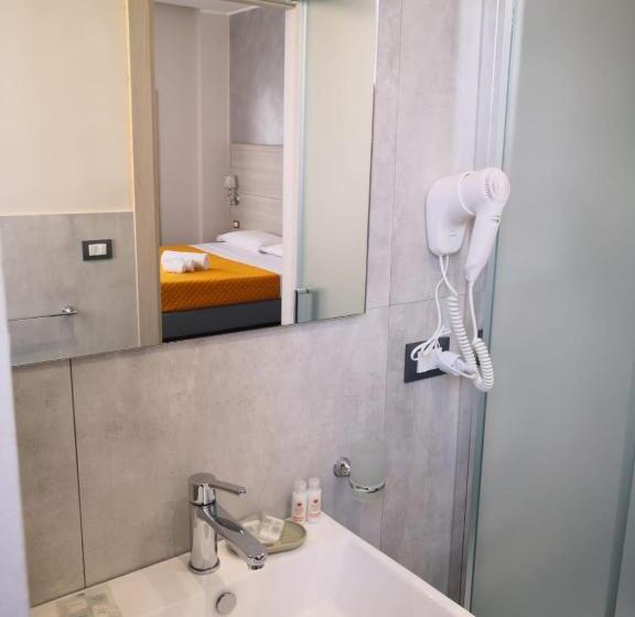 اتاق لوکس با چشم‌انداز دریا, B&b Margherita