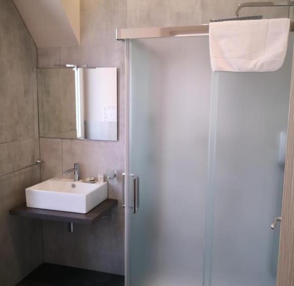 اتاق لوکس با چشم‌انداز دریا, B&b Margherita