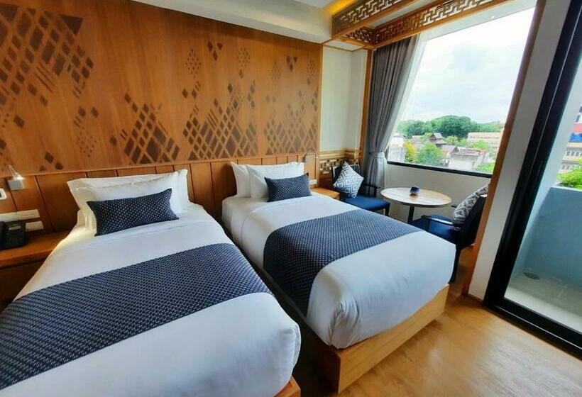 اتاق لوکس با بالکن, Ama S House Luxury Boutique
