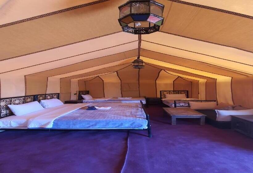 اتاق لوکس خانوادگی, Luxury Desert Romantic Camp