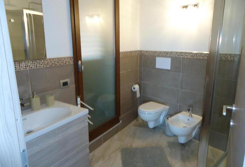 سوییت با چشم‌انداز دریا, B&b Florian
