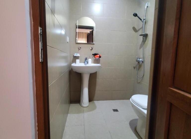 اتاق استاندارد چهارنفره با بالکن, Elite Hotel Kobuleti