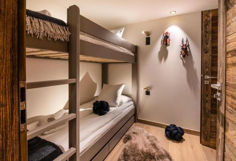 1 Bedroom Penthouse Apartment, Manali Lodge By Alpine Resorts