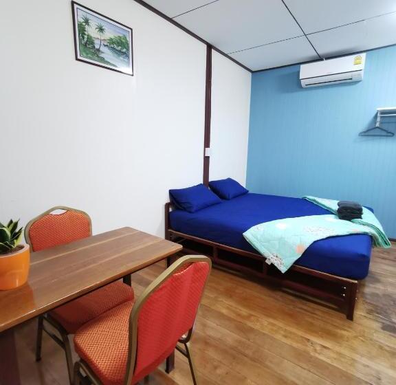 اتاق استاندارد, Chanida Home